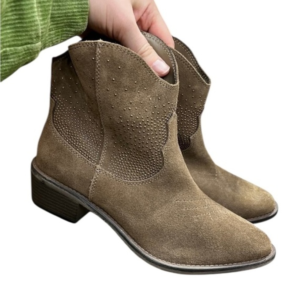 Limelight Women's Tan Suede Ankle Boots Size 9M